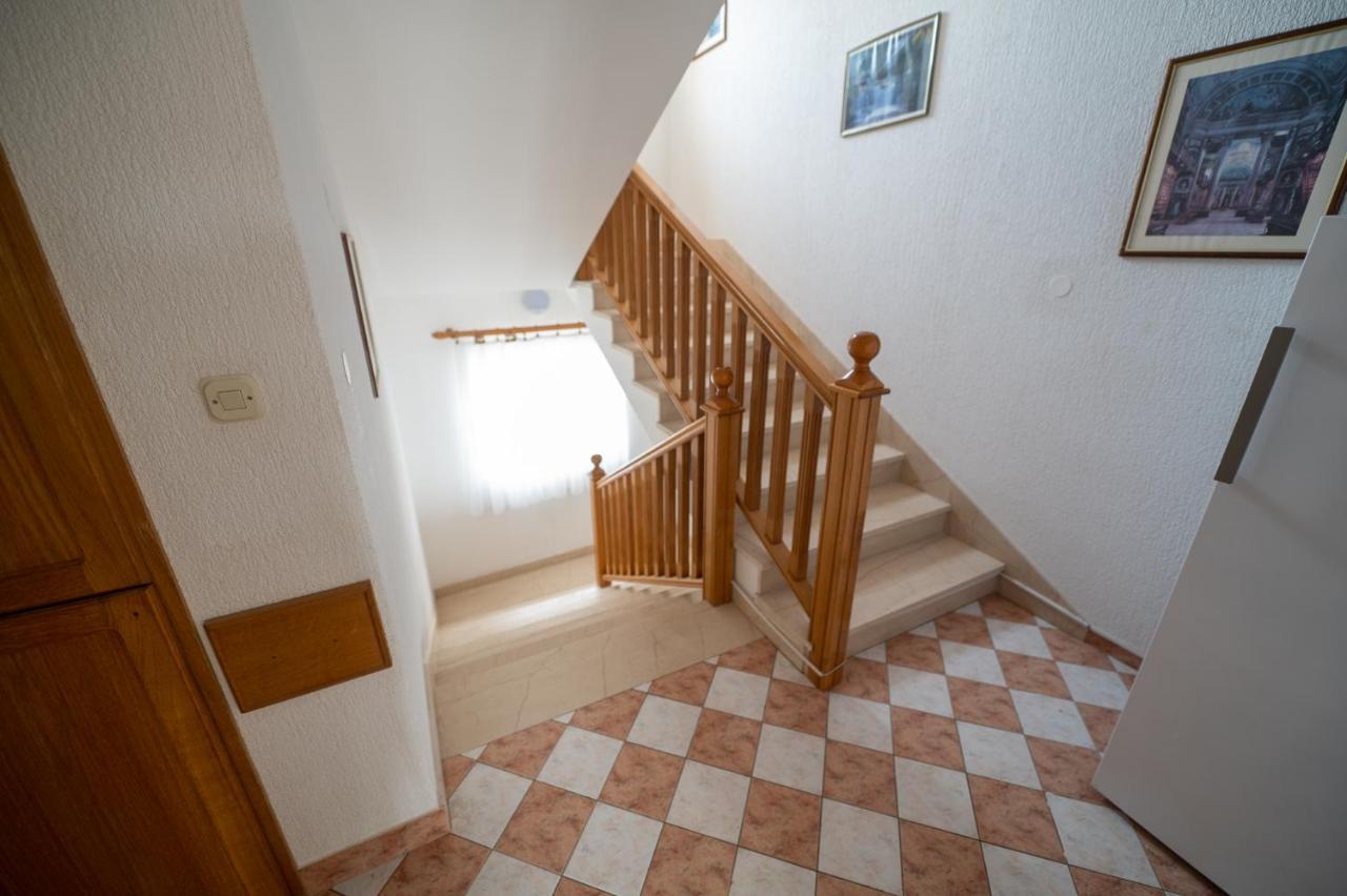 Apartmani Marin No1. Vodice Exterior foto